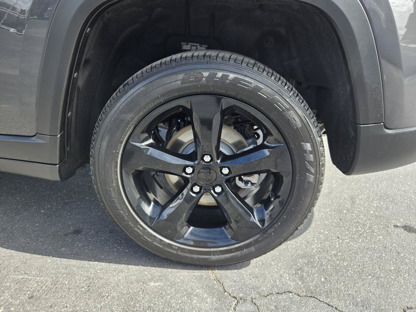 Certified 2025 Jeep Grand Cherokee Altitude RWD image 36