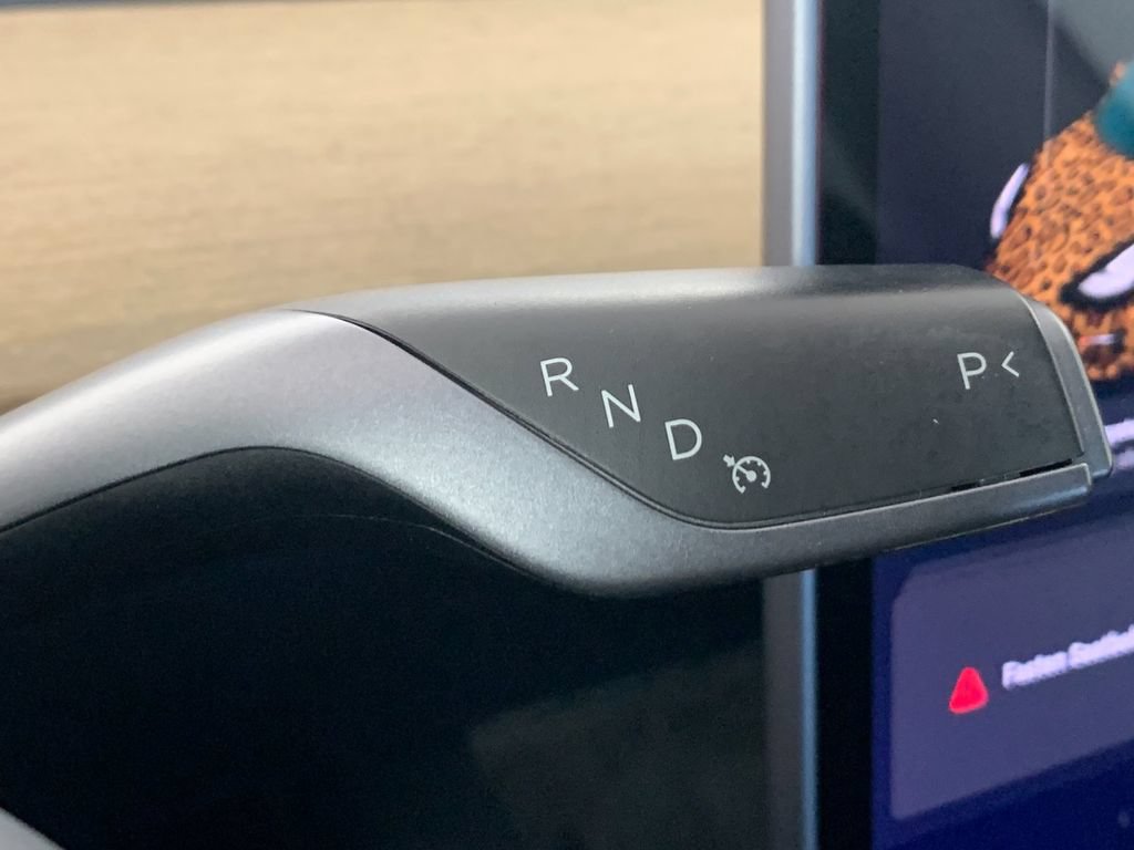 Used 2021 Tesla Model 3 Standard Range RWD image 19