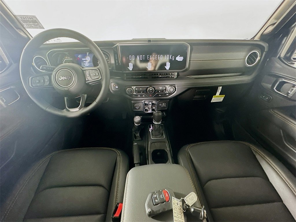 New 2025 Jeep Gladiator Sport w/ Premium Package image 9