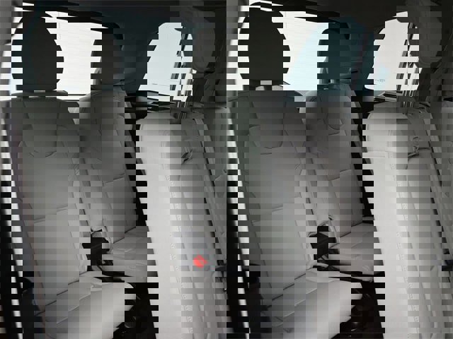 New 2025 Volvo XC90 B6 Plus w/ Protection Package Premier image 28