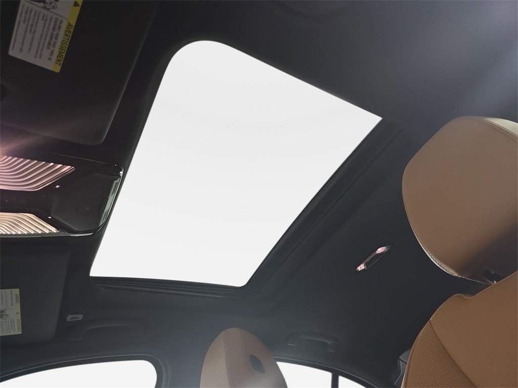 New 2025 BMW 330i xDrive Sedan w/ Premium Package image 30