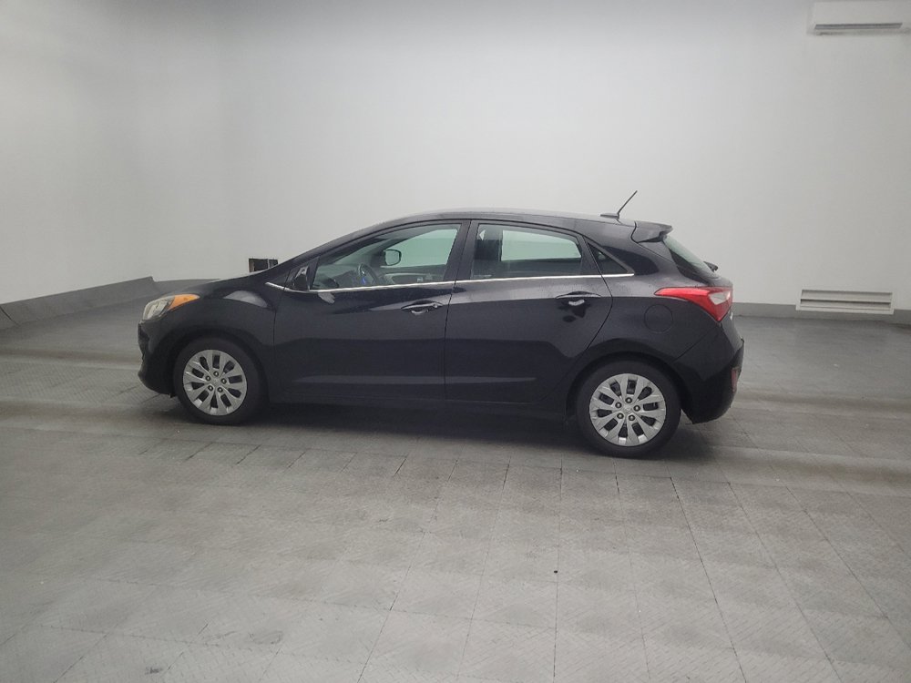 Used 2017 Hyundai Elantra GT FWD image 3