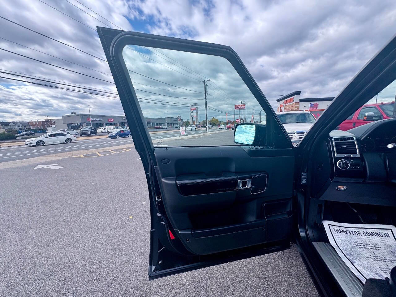 Used 2012 Land Rover Range Rover HSE image 19