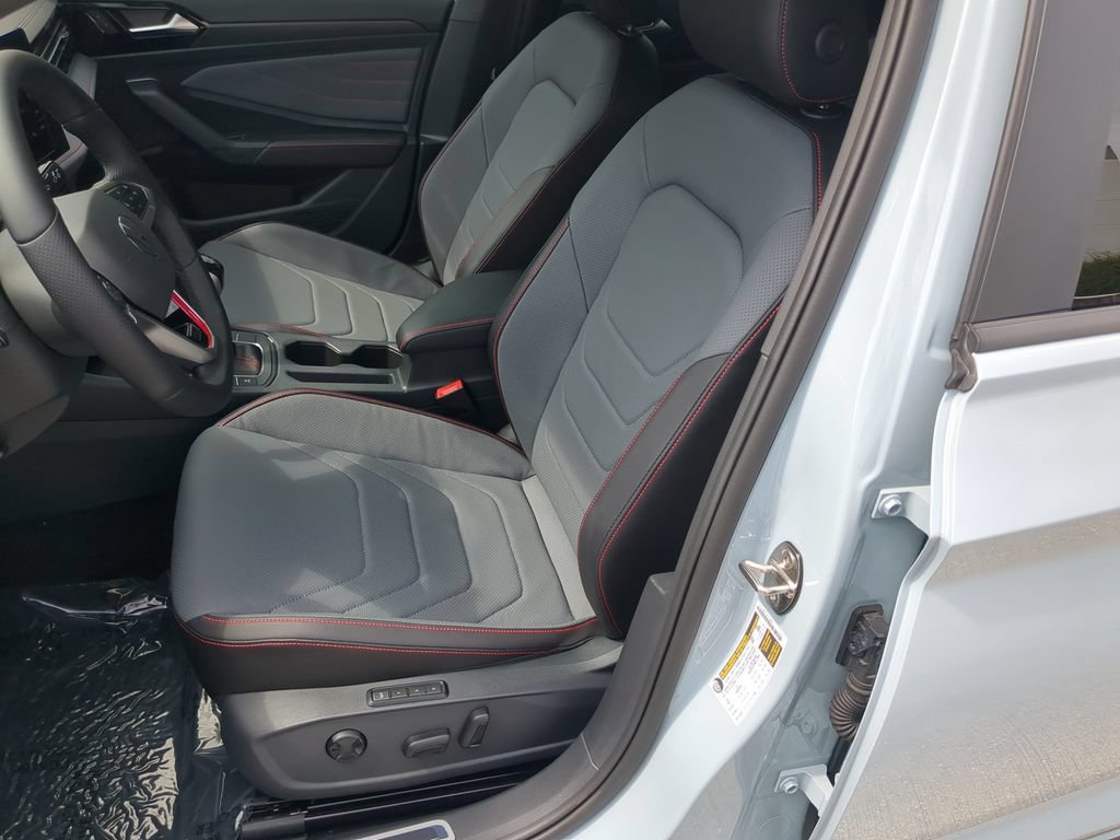 New 2026 Volkswagen Jetta GLI Autobahn FWD image 18