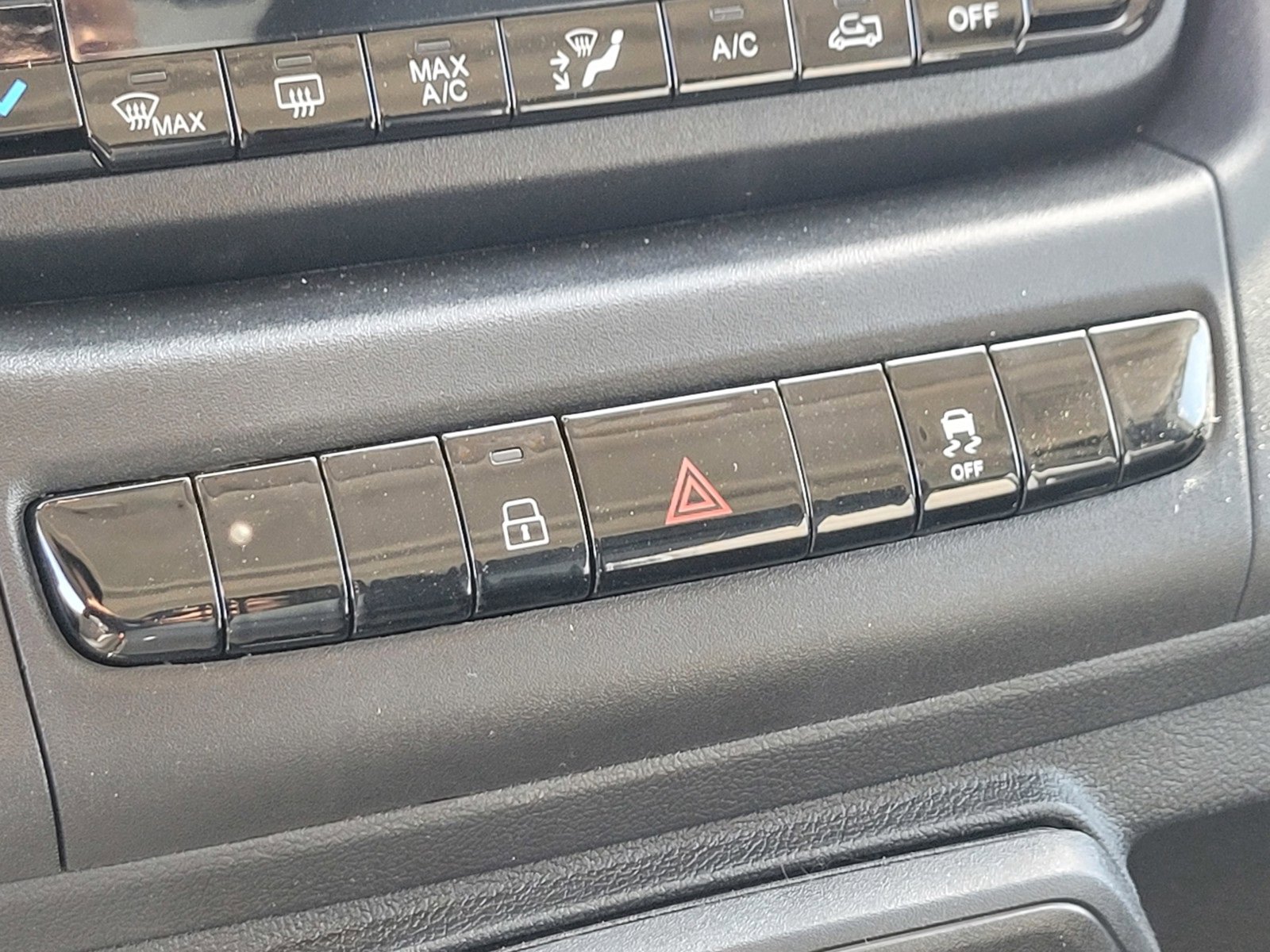 New 2026 RAM ProMaster 2500 w/ Convenience Group image 15