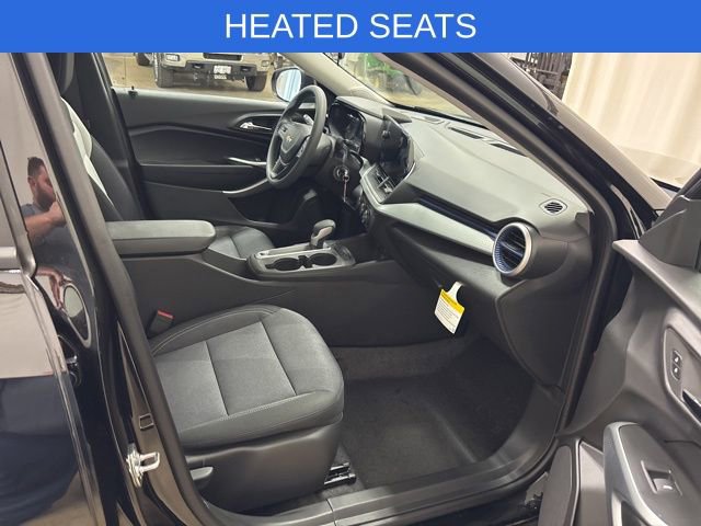 New 2026 Chevrolet Trax LS w/ LS Convenience Package FWD image 13