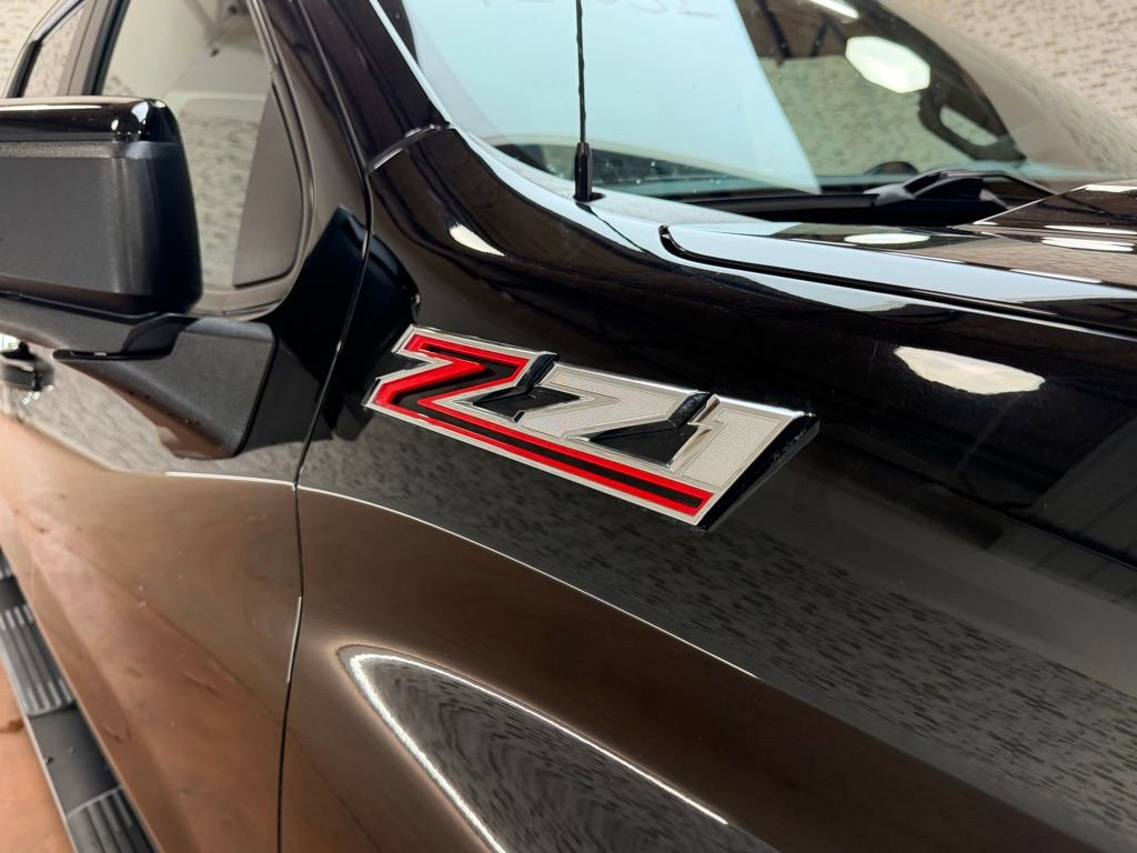 Used 2022 Chevrolet Silverado 1500 LT Trail Boss w/ Protection Package image 9