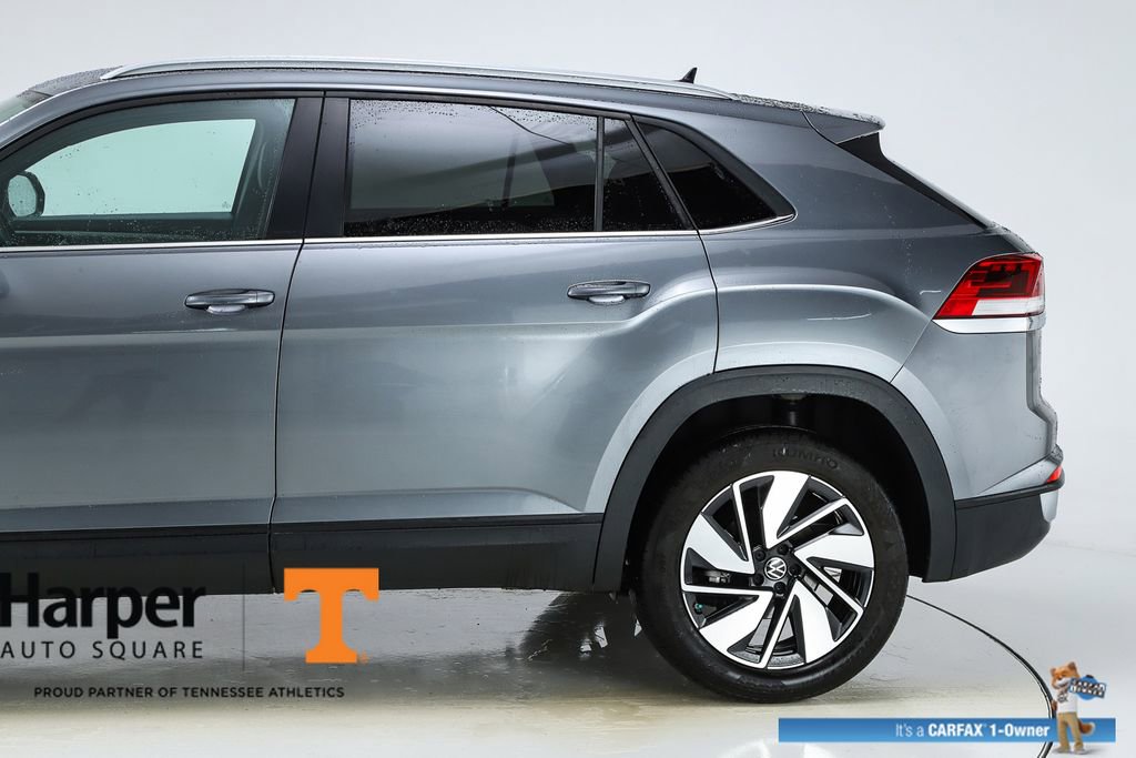 Used 2022 Volkswagen Atlas Cross Sport SE image 4