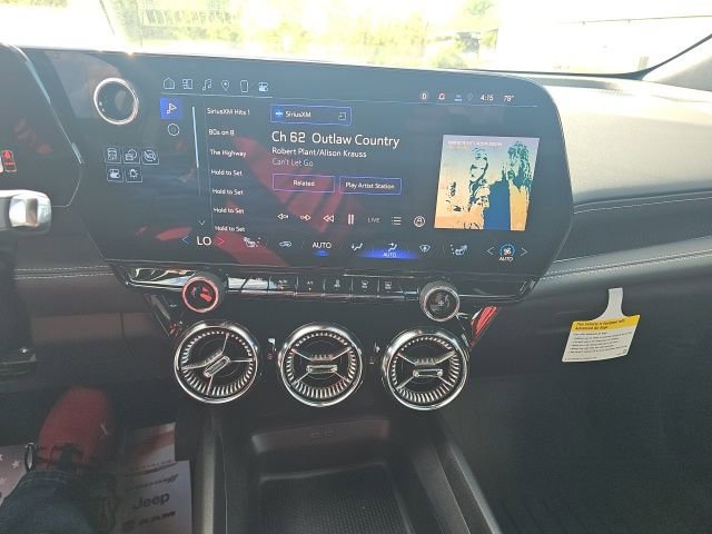 New 2025 Chevrolet Blazer EV LT image 25