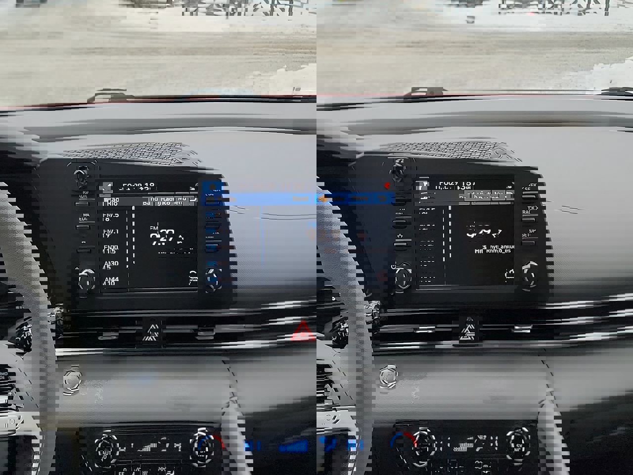 Used 2021 Hyundai Elantra SEL image 16