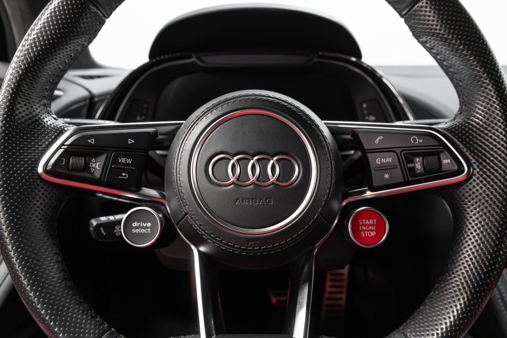 Used 2018 Audi R8 V10 w/ Premium Package image 57