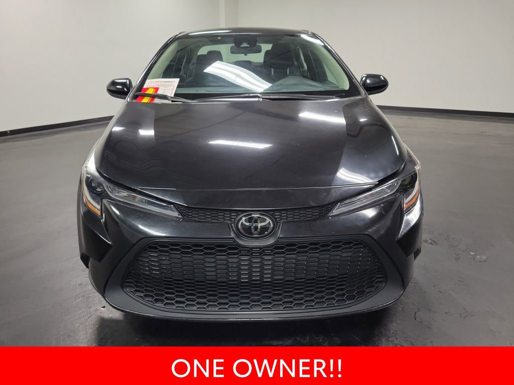 Used 2022 Toyota Corolla LE image 3