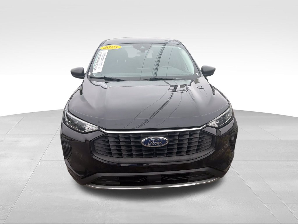 Used 2025 Ford Escape Active FWD image 8