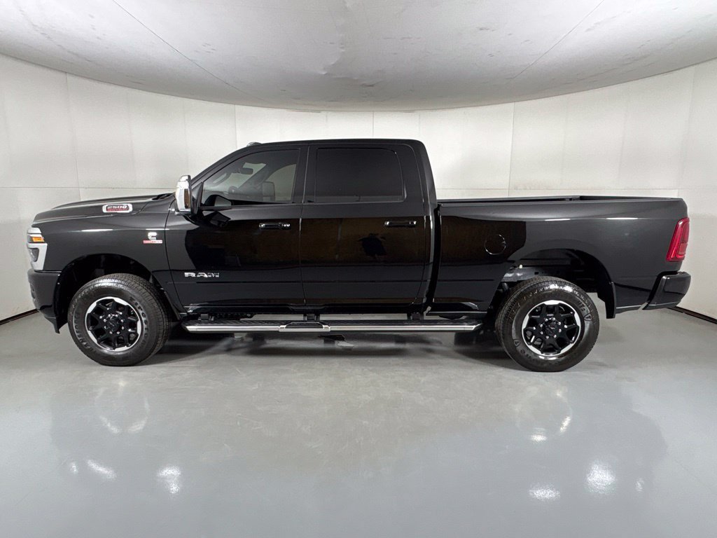 Used 2025 RAM 2500 Laramie w/ Towing Technology Group AWD/4WD image 5
