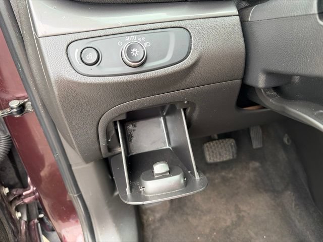 Used 2017 Buick Encore Preferred AWD/4WD image 19
