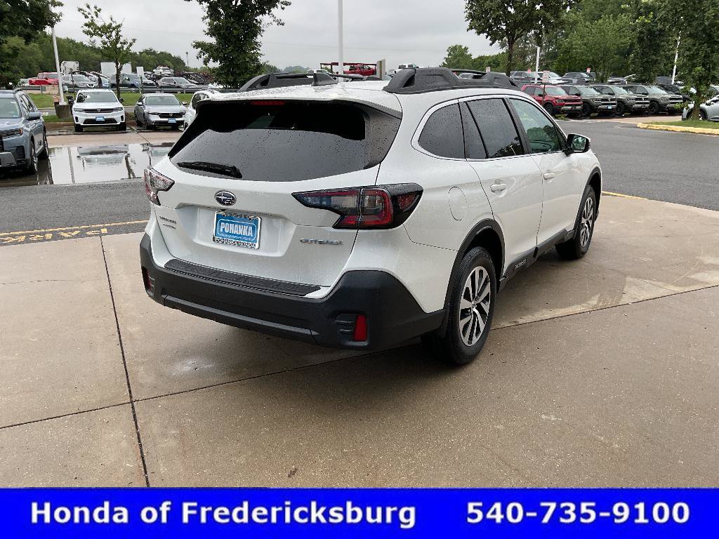 Used 2021 Subaru Outback Premium AWD/4WD image 6