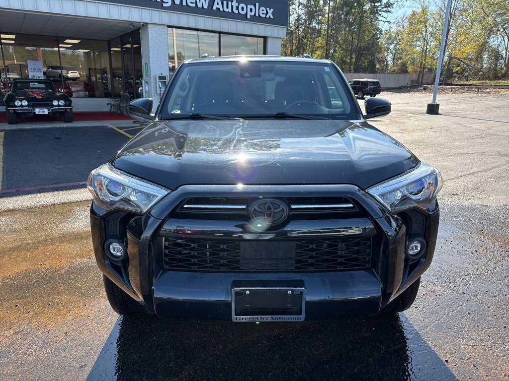 Used 2022 Toyota 4Runner SR5 image 3