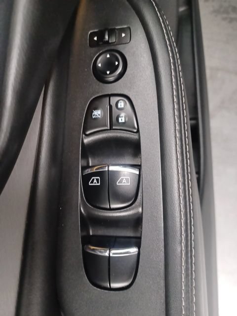 Used 2019 Nissan Murano SL FWD image 14