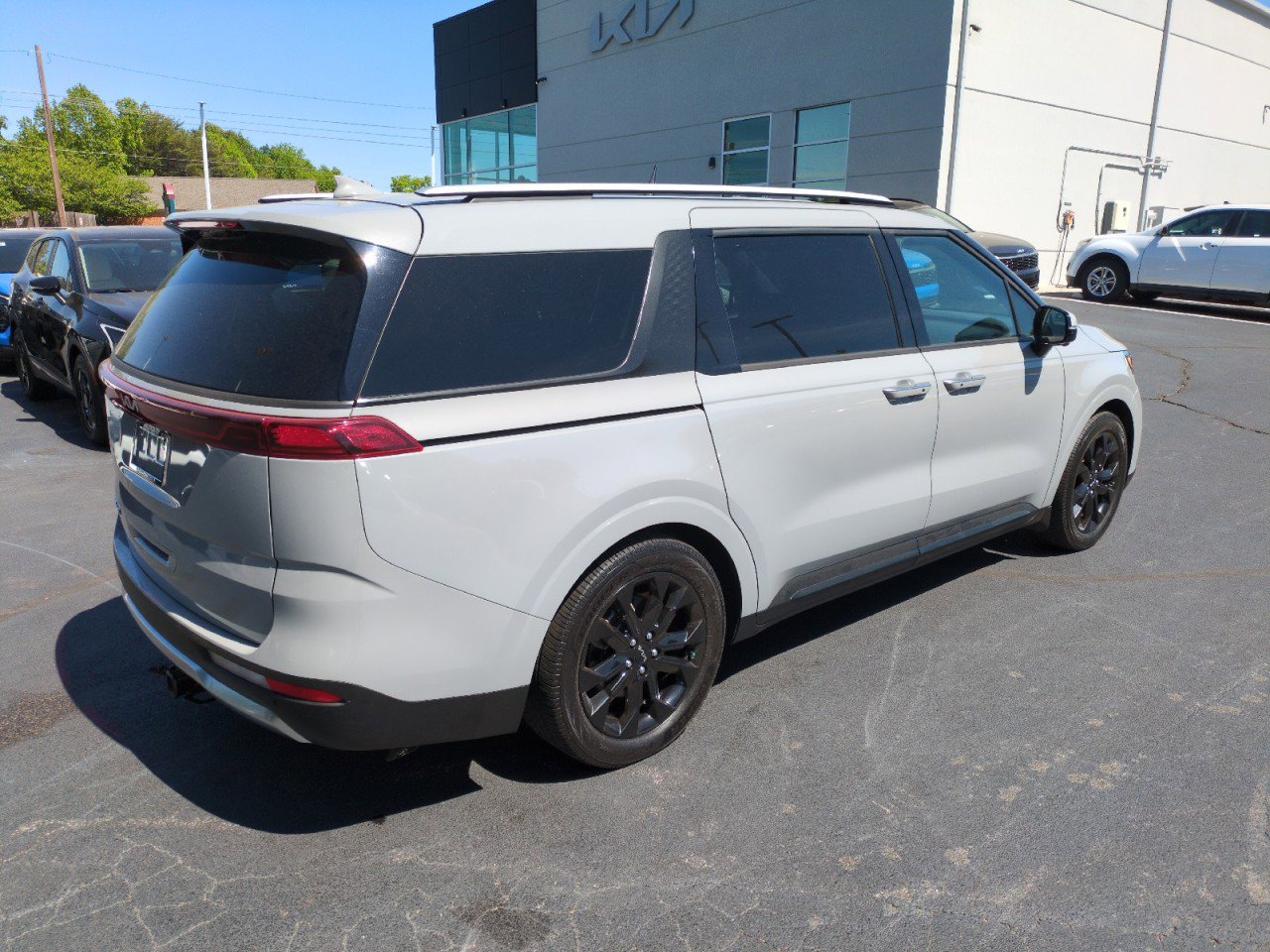 Used 2022 Kia Carnival SX Prestige FWD image 7
