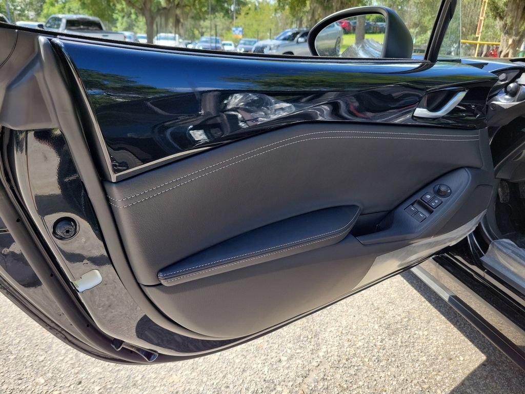 New 2026 MAZDA MX-5 Miata RF Grand Touring RWD image 18