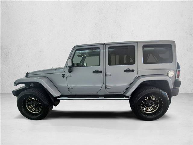 Used 2015 Jeep Wrangler Unlimited Sahara w/ Mopar Chrome Edition Group AWD/4WD image 9