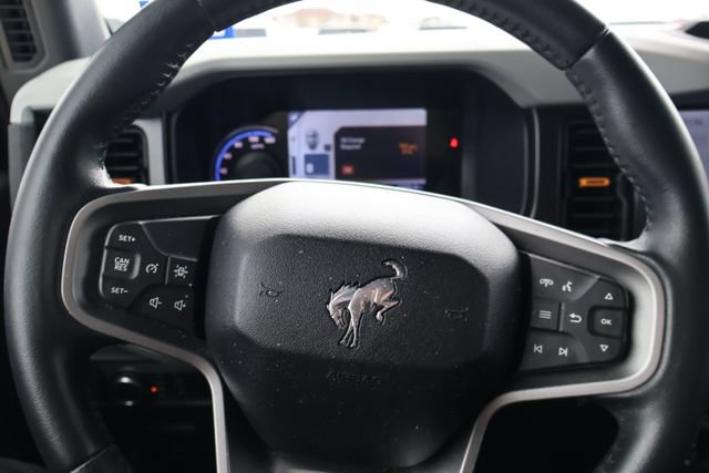 Used 2022 Ford Bronco Badlands w/ Sasquatch Package AWD/4WD image 16