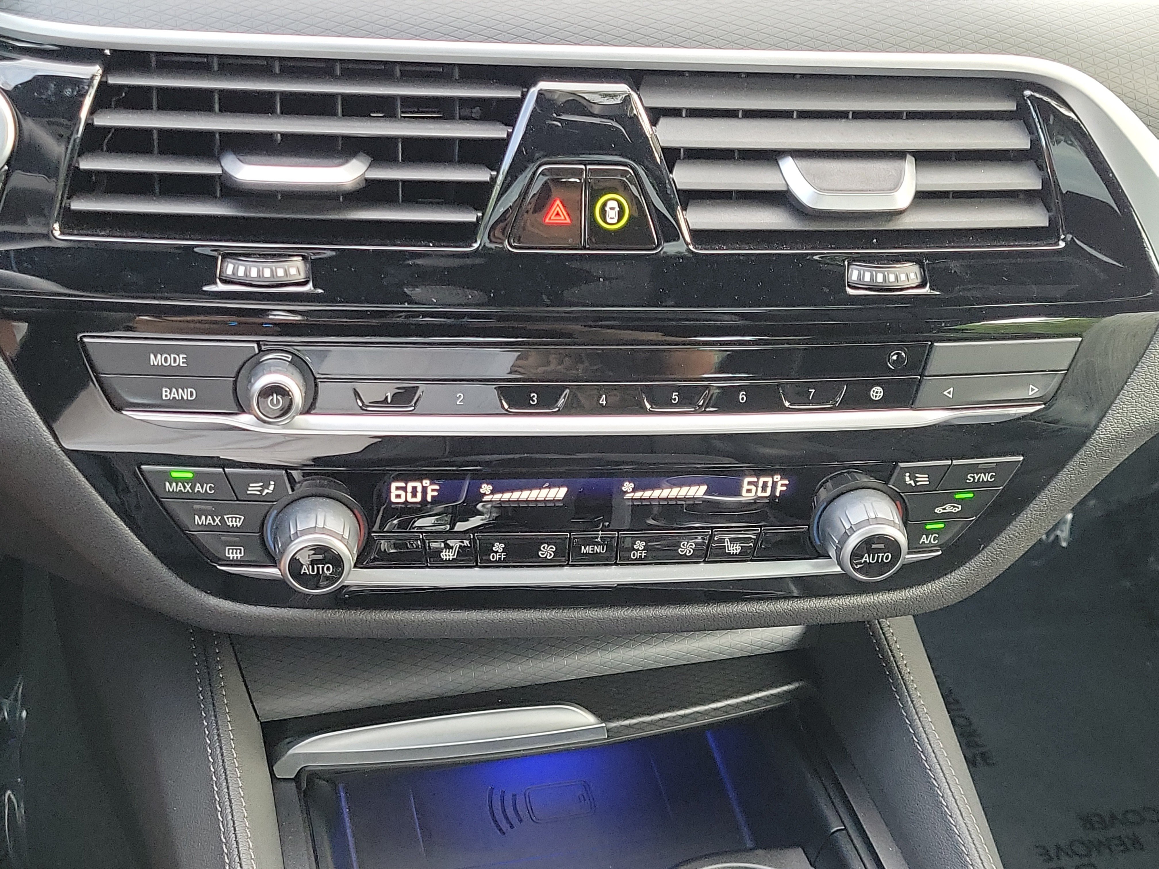 Used 2023 BMW 540i w/ M Sport Package RWD image 27