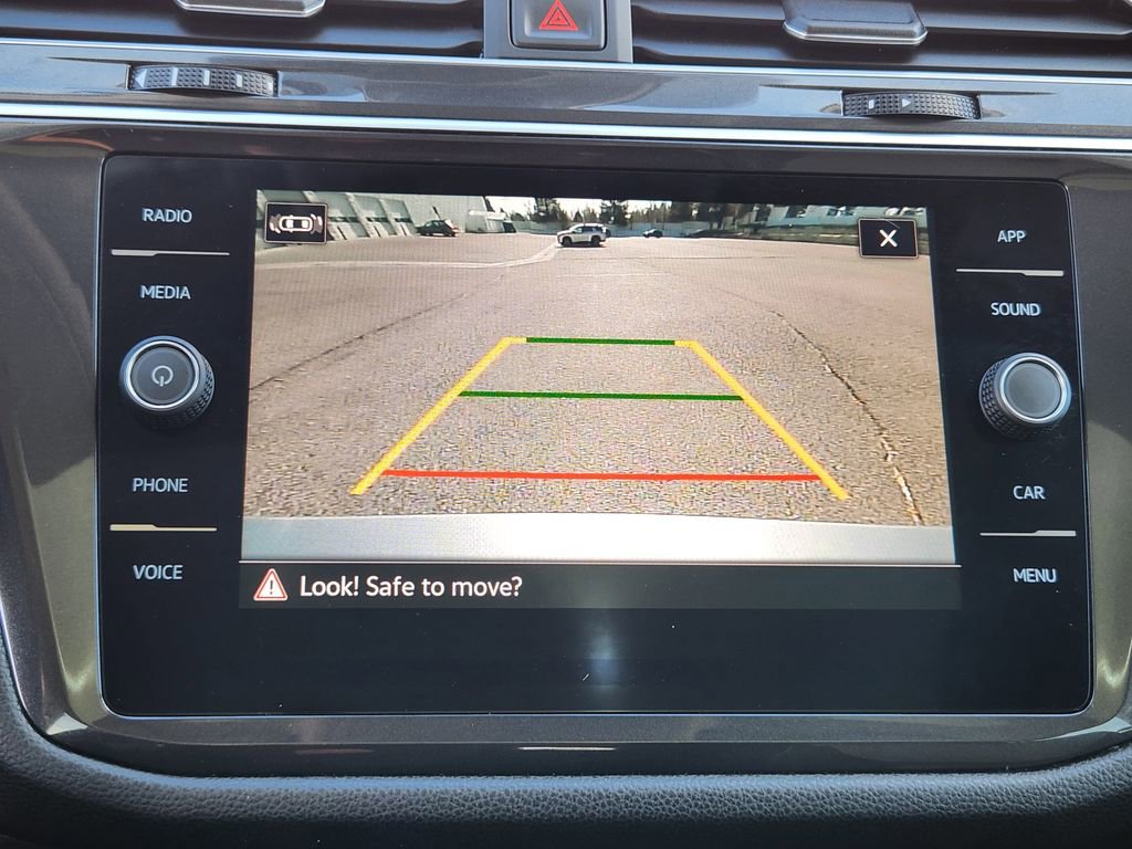 Certified 2024 Volkswagen Tiguan SE image 23