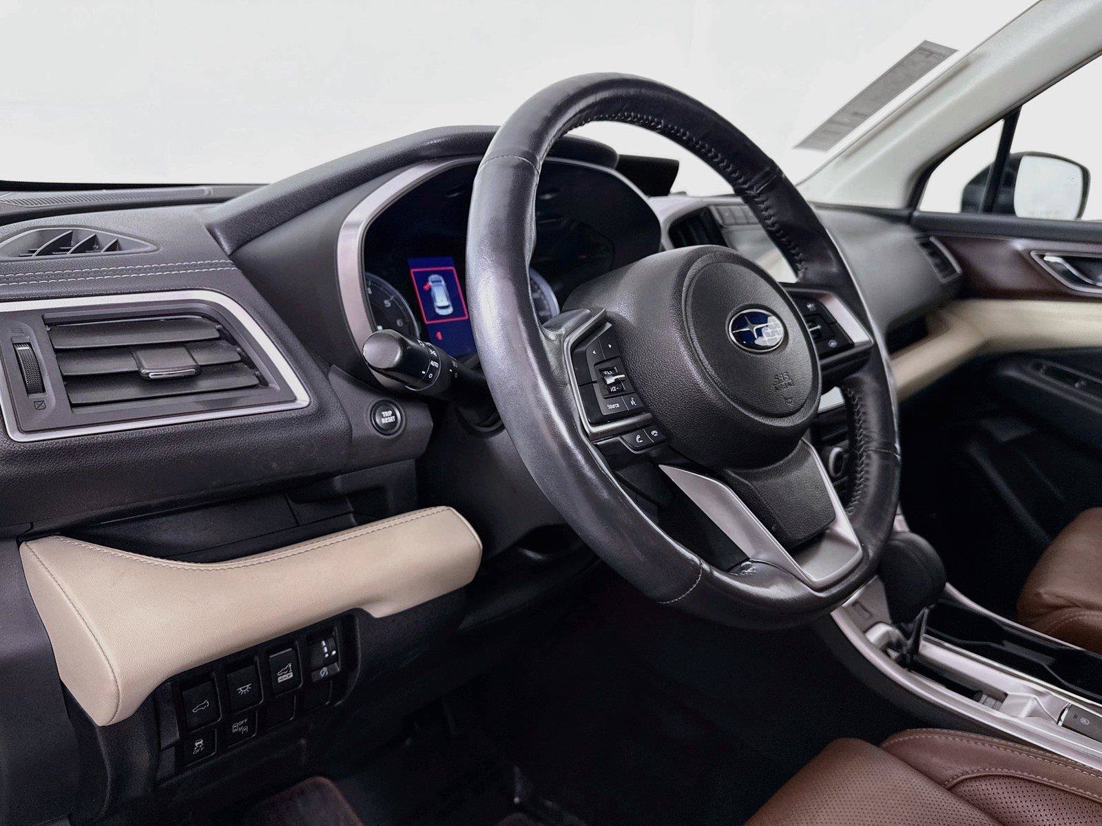 Used 2022 Subaru Ascent Touring AWD/4WD image 4