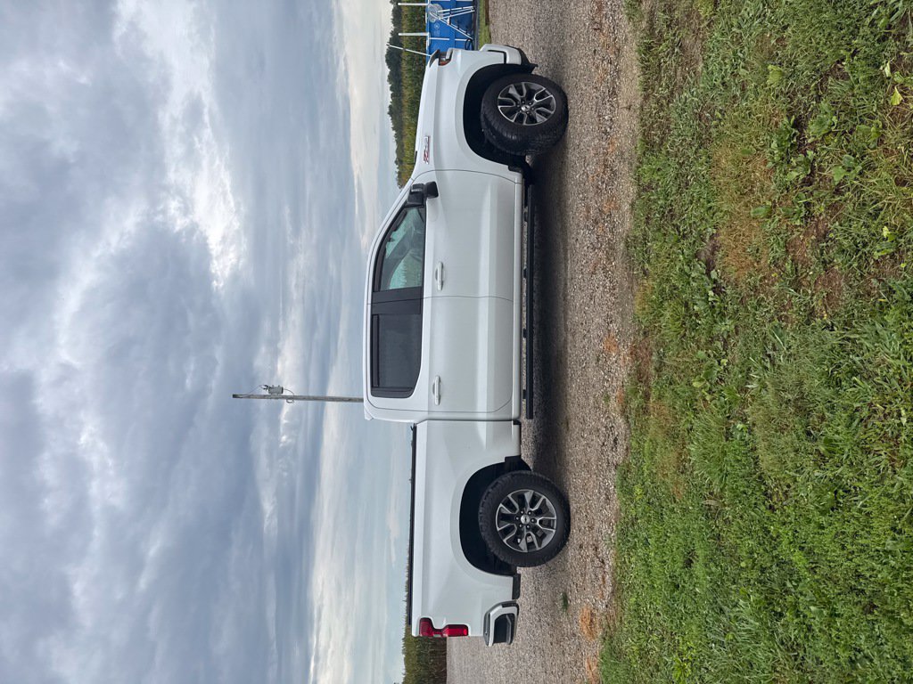 Used 2019 Chevrolet Silverado 1500 RST AWD/4WD image 17