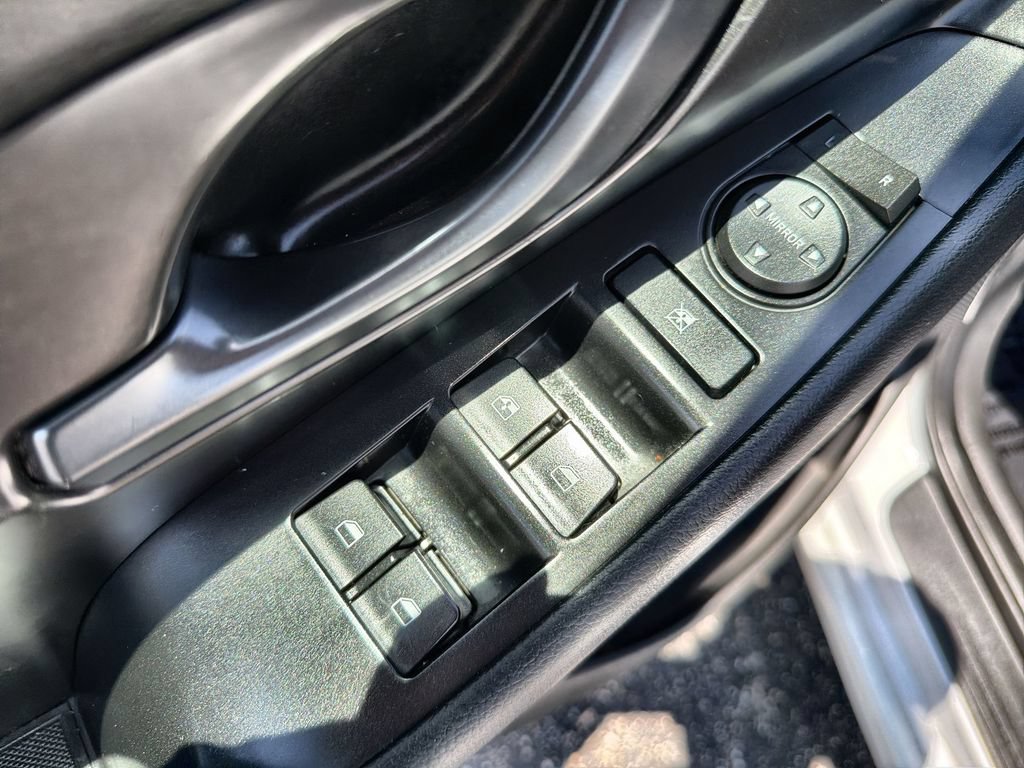 Used 2020 Hyundai Elantra GT N Line FWD image 15
