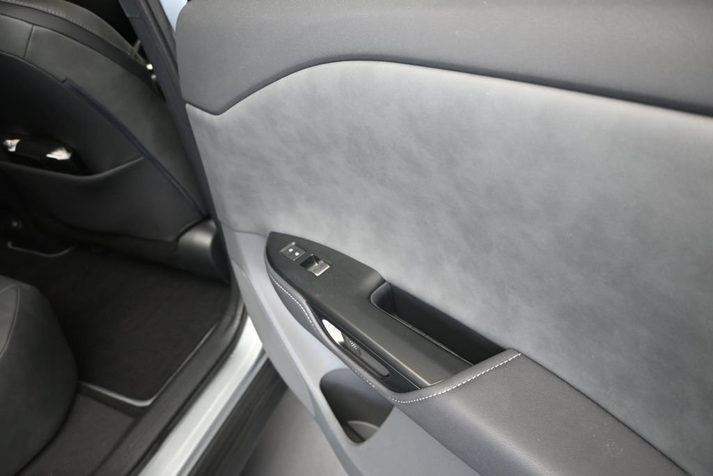 Certified 2024 Lexus RZ 300e Premium w/ Accessory Package (Z1) FWD image 21