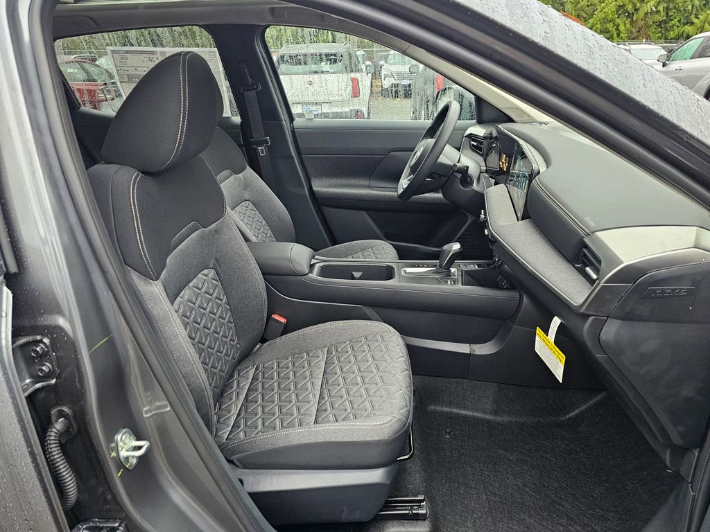 New 2026 Nissan Kicks SV w/ SV Premium Package image 28