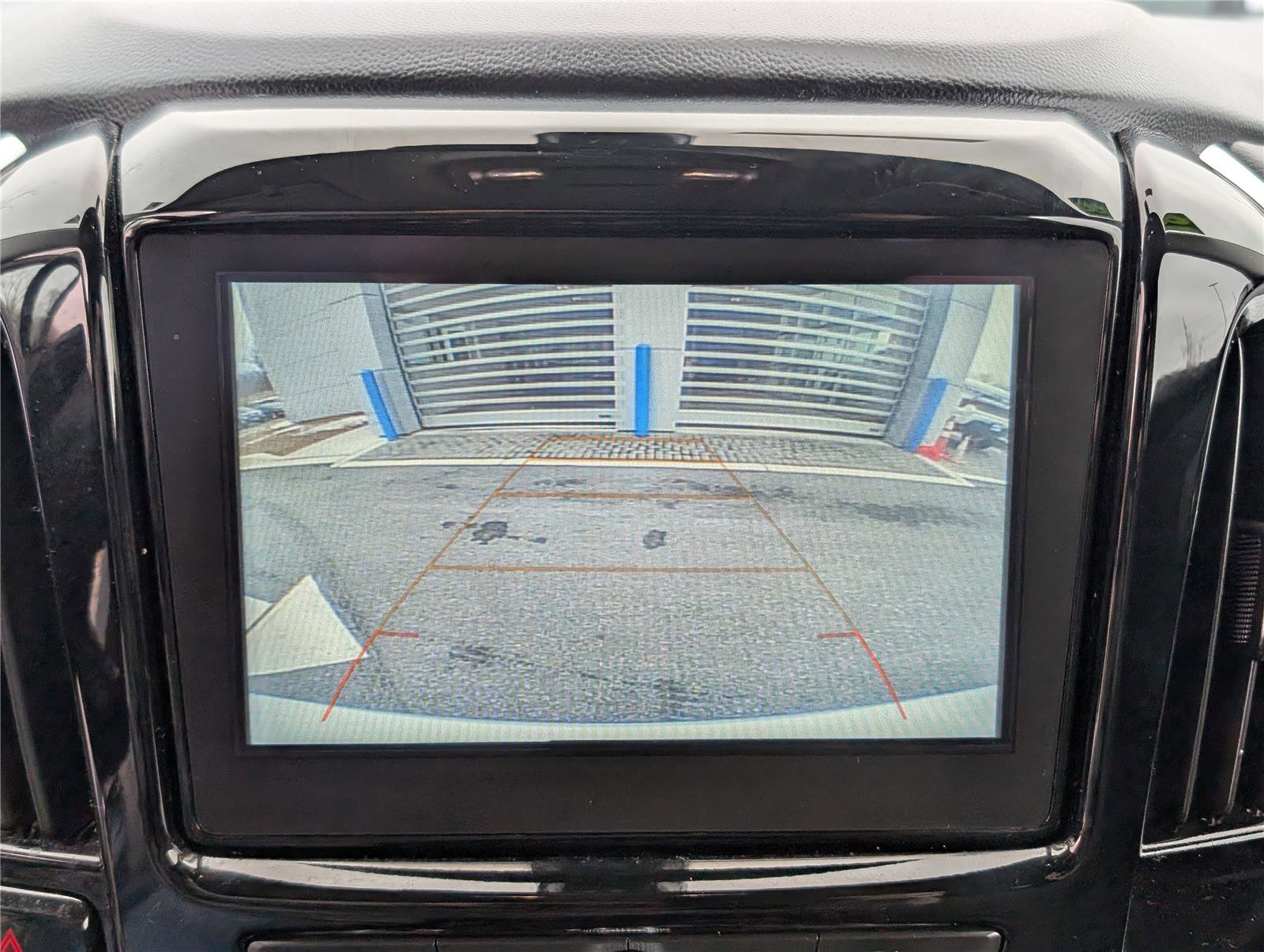 Used 2018 Chevrolet Traverse LT image 29