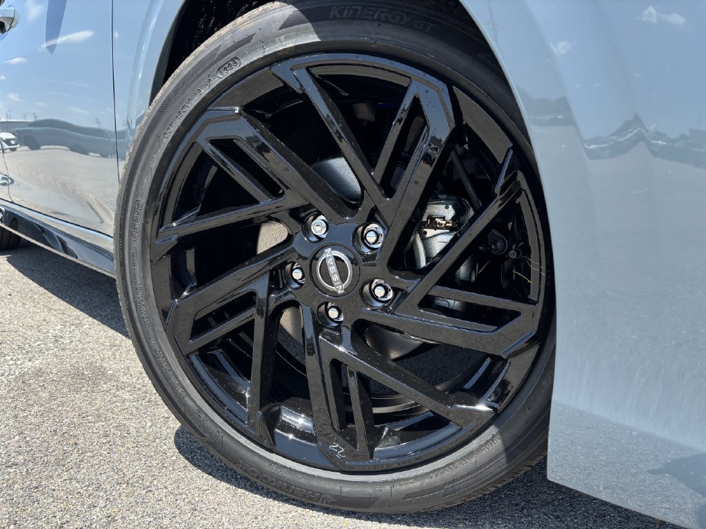 New 2027 Nissan Sentra SR FWD image 9