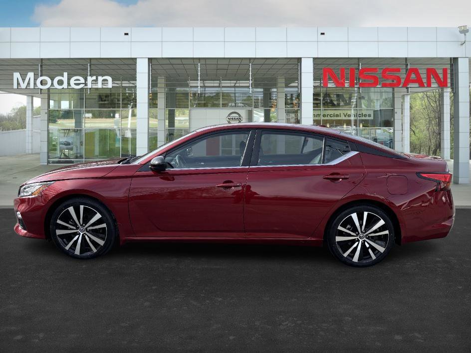 Certified 2022 Nissan Altima 2.5 SR image 2