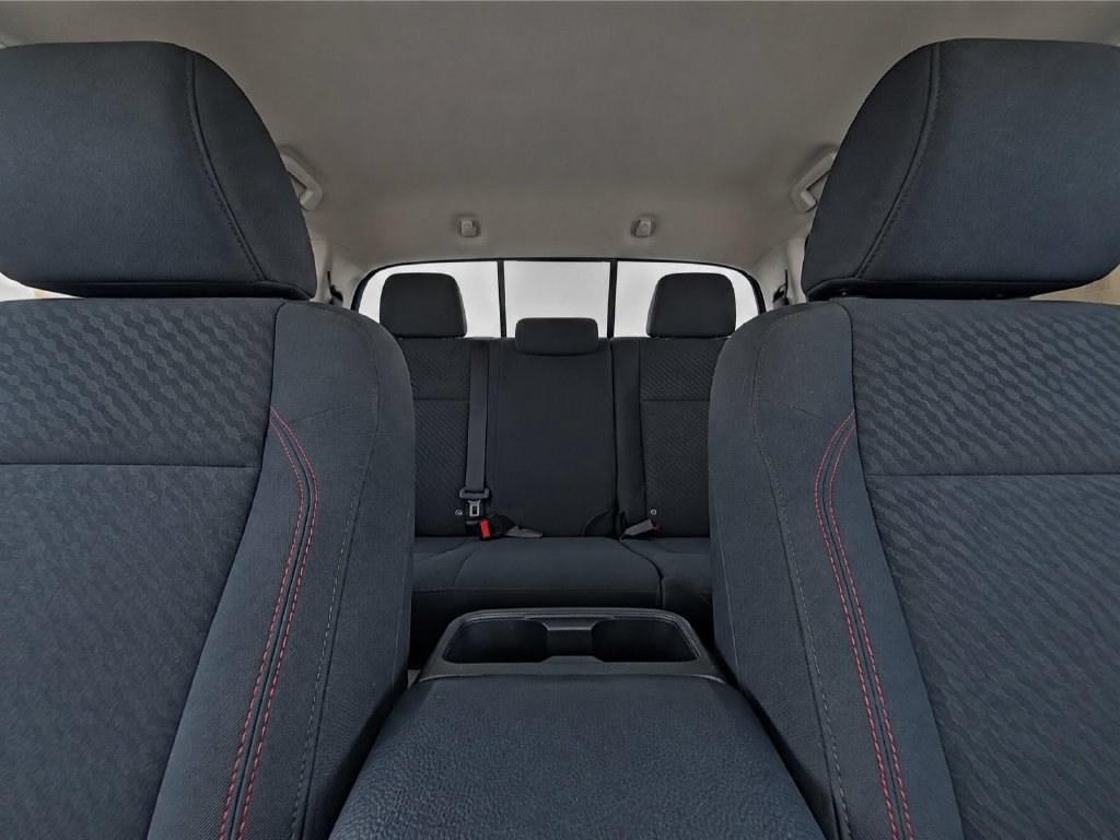 Used 2021 Toyota Tacoma SR5 AWD/4WD image 25