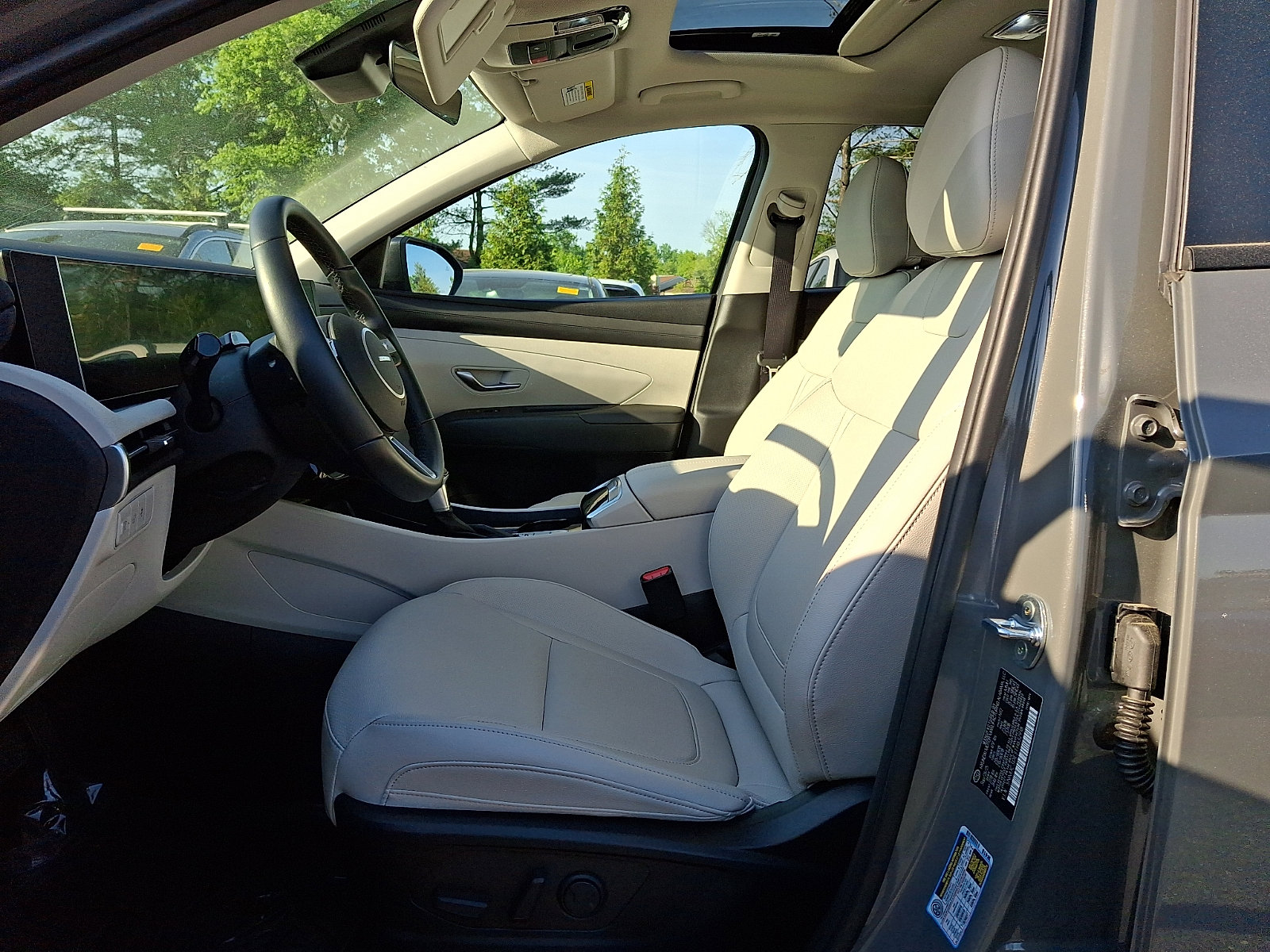 Used 2026 Hyundai Tucson SEL FWD image 14
