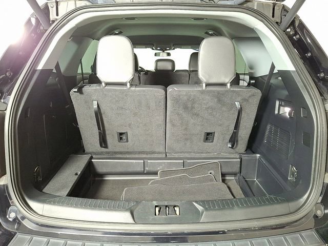 Used 2023 Ford Explorer XLT w/ Equipment Group 202A image 29