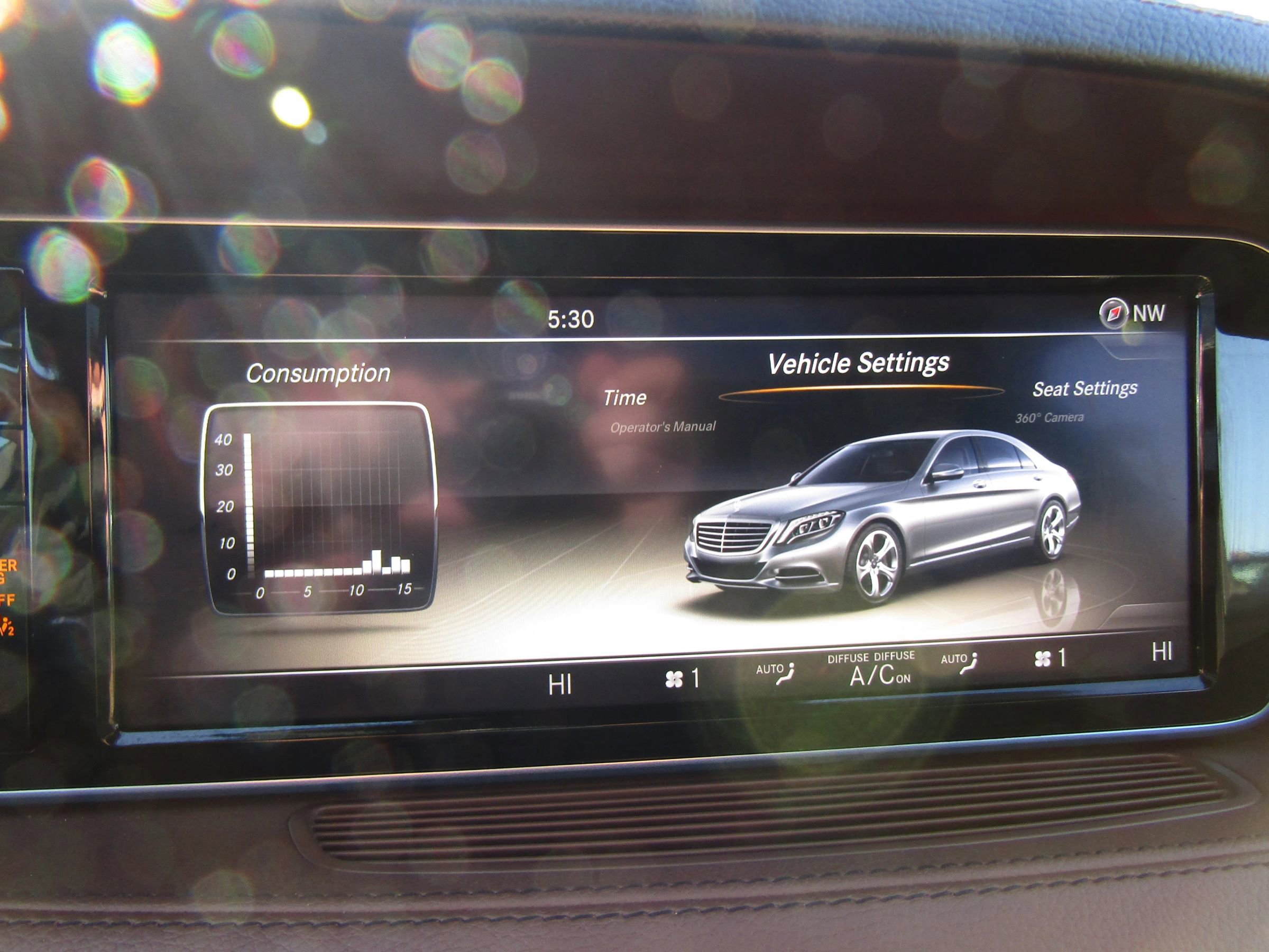 Used 2014 Mercedes-Benz S 550 Sedan w/ Sport Package w/ Sport Package image 25