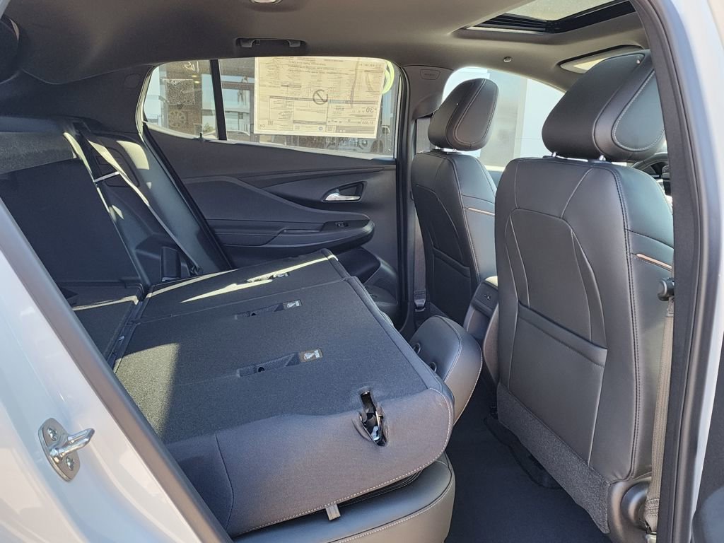 New 2026 Buick Envista Avenir FWD image 43