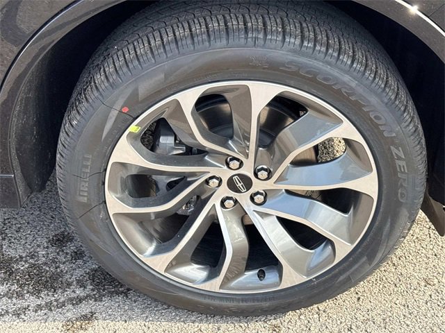 New 2025 Lincoln Aviator AWD w/ Jet Appearance Package image 9