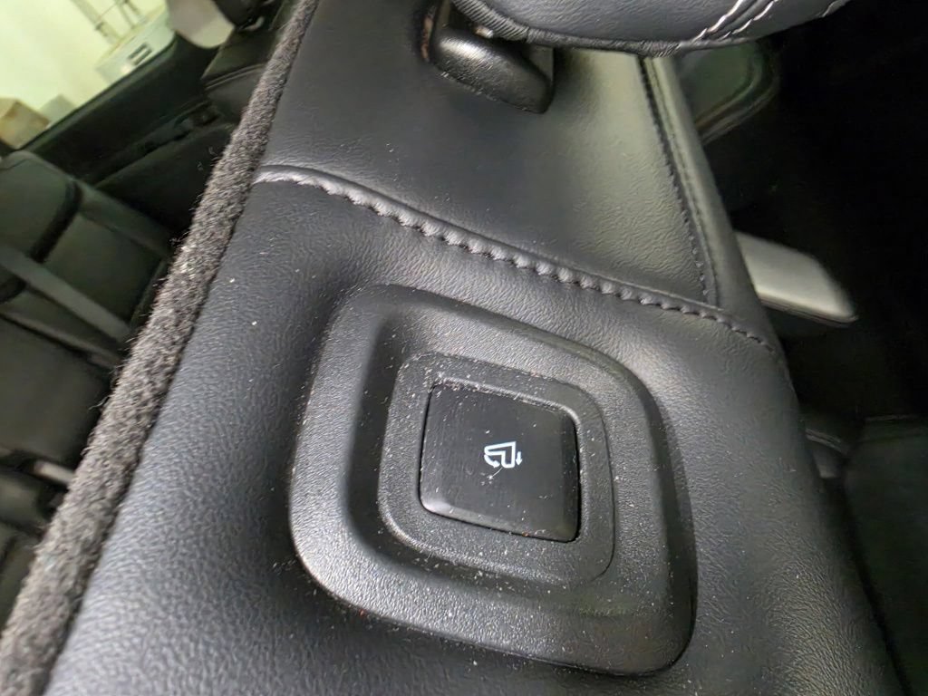 Used 2025 Ford Expedition Max Platinum AWD/4WD image 12
