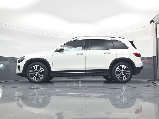 Used 2025 Mercedes-Benz GLB 250 4MATIC image 19