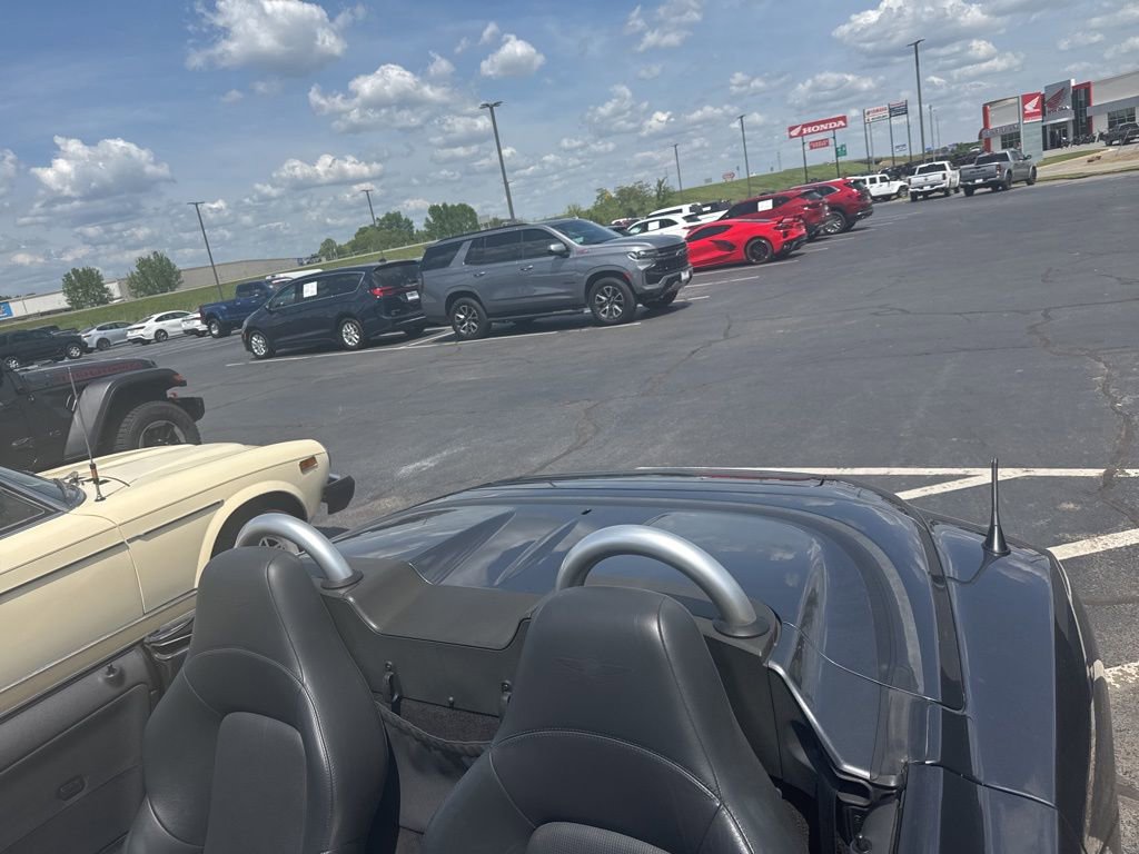 Used 2005 Chrysler Crossfire Limited RWD image 15