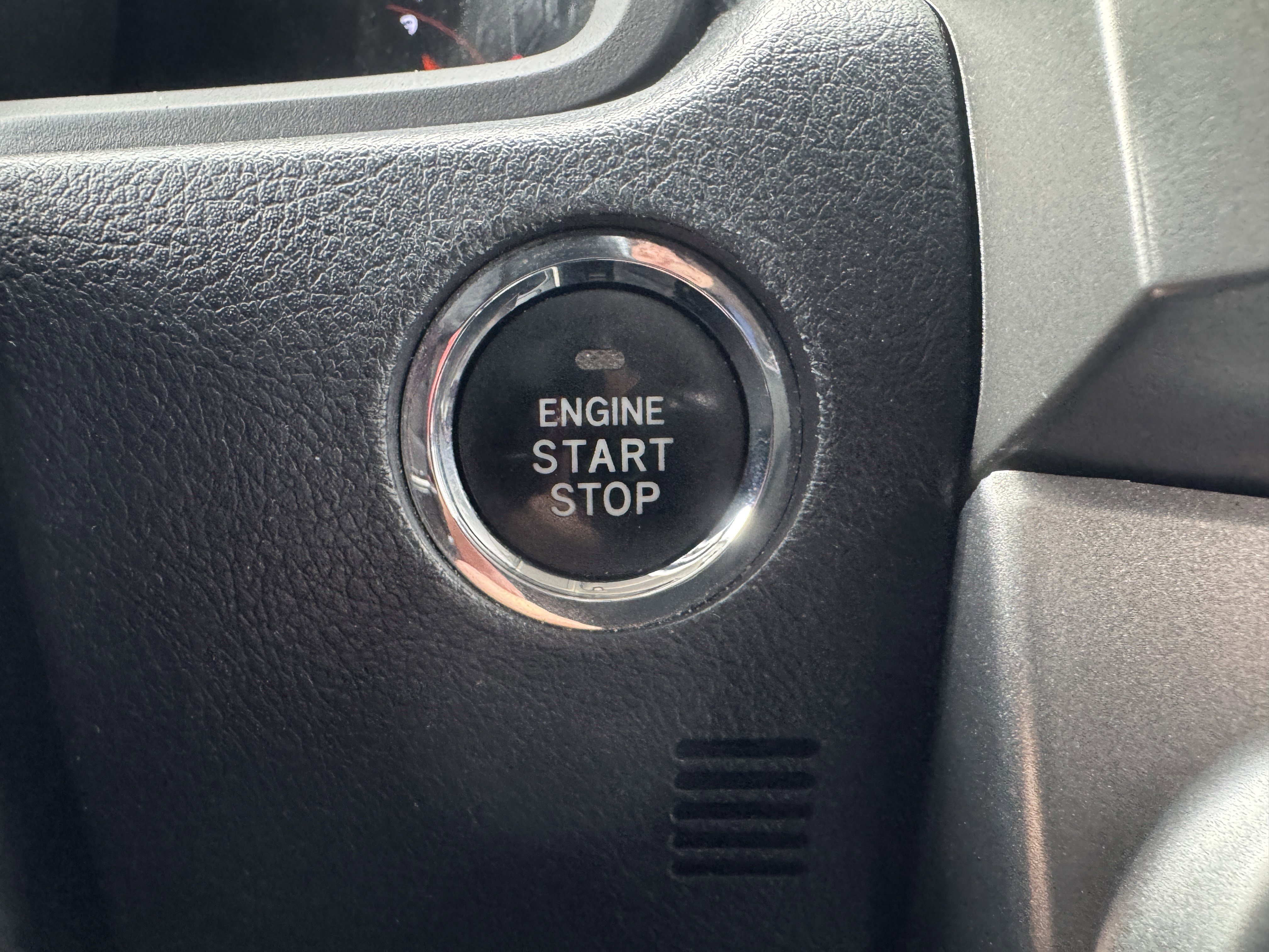 Used 2011 Toyota 4Runner Limited image 31