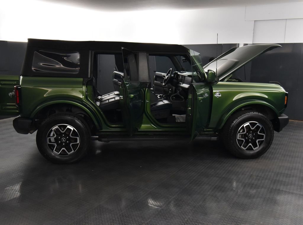 Used 2023 Ford Bronco Outer Banks image 38
