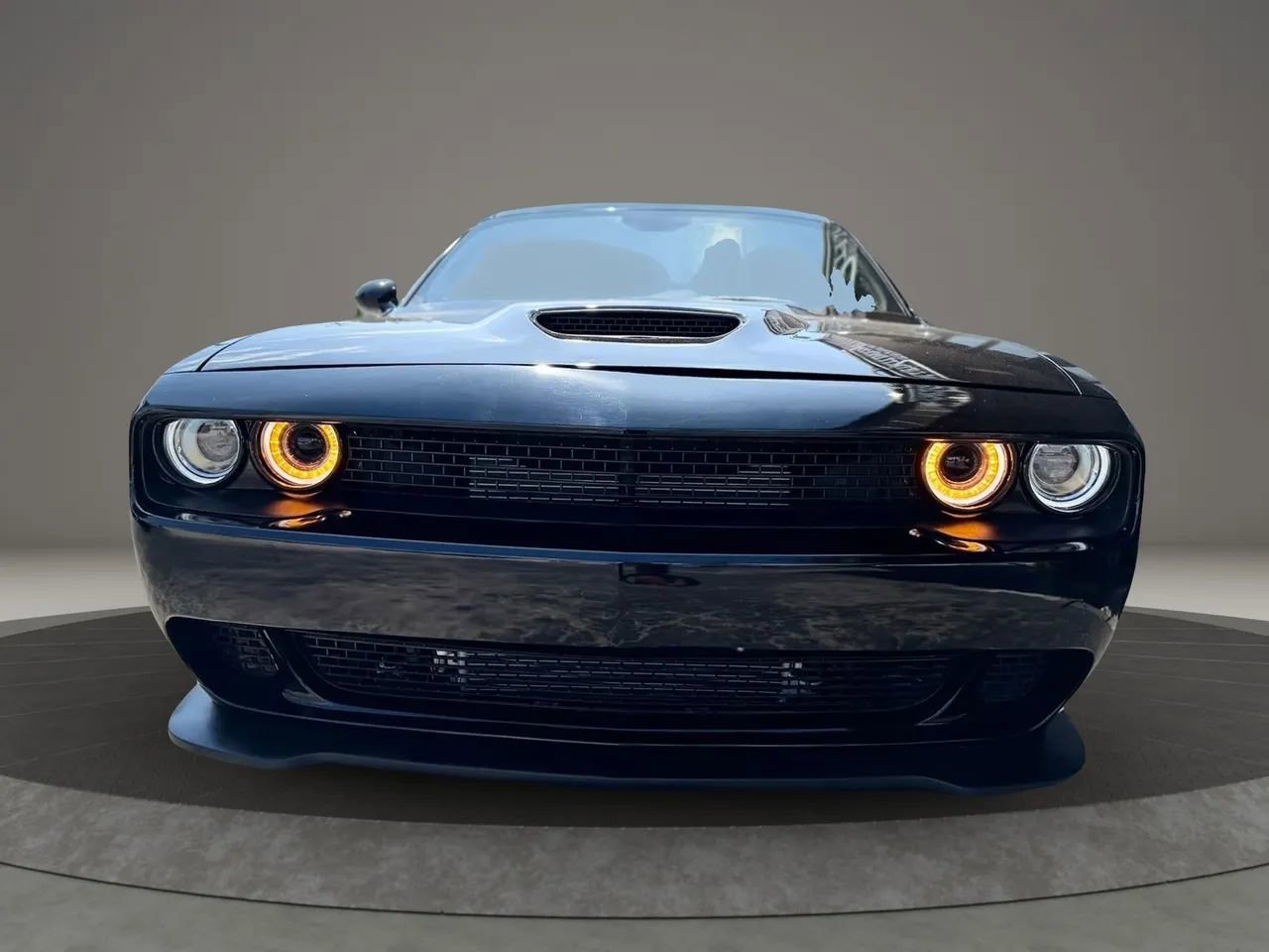 Used 2021 Dodge Challenger R/T Scat Pack RWD image 4