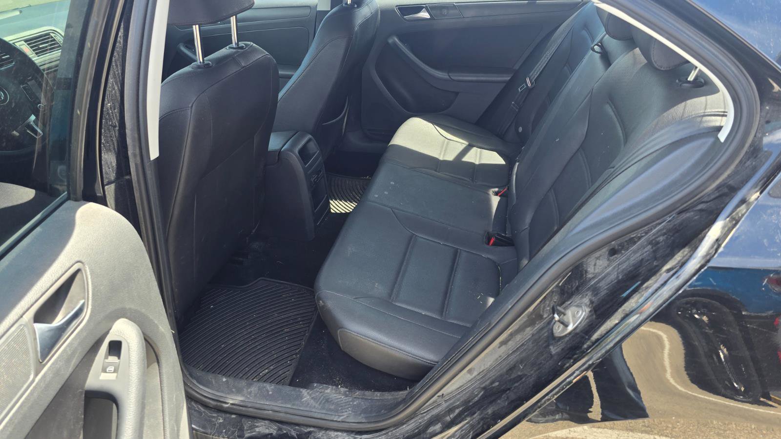Used 2012 Volkswagen Jetta SE FWD image 13