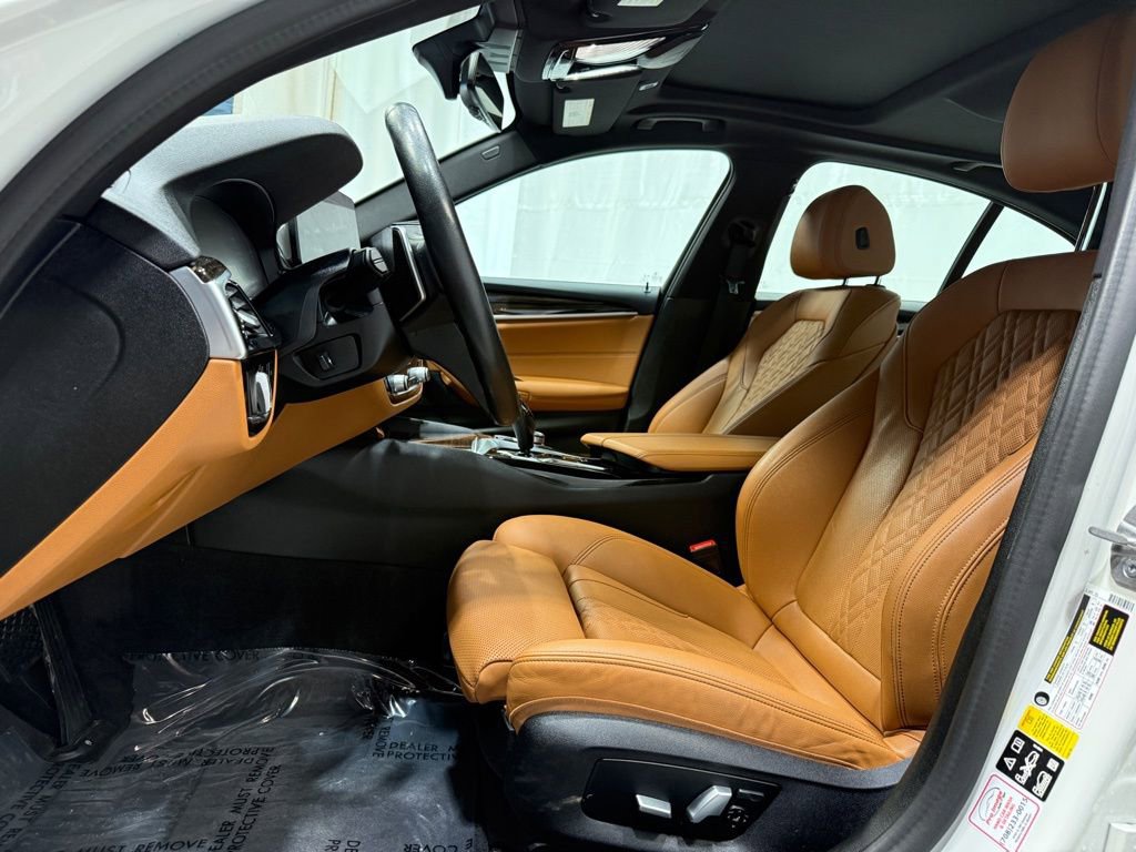 Certified 2022 BMW 540i xDrive w/ Convenience Package image 20